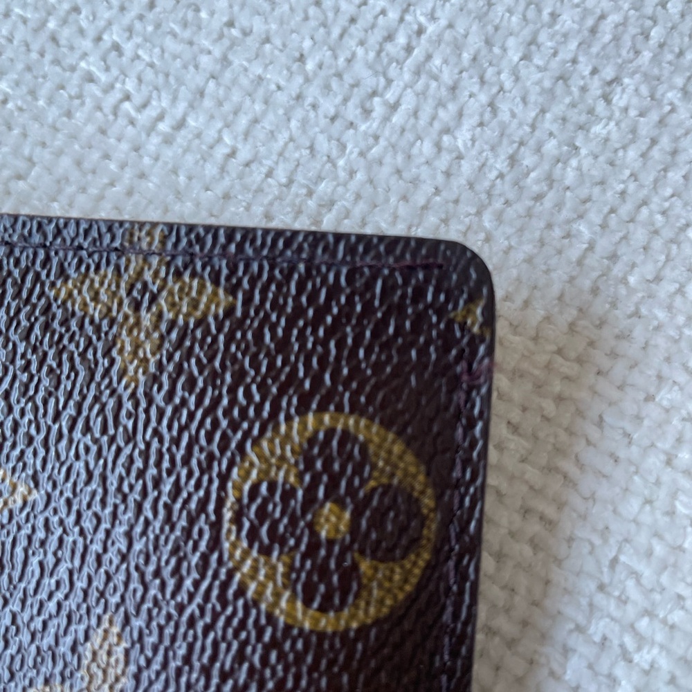 Louis Vuitton Kiss Lock monogram Wallet - Picture 9 of 12